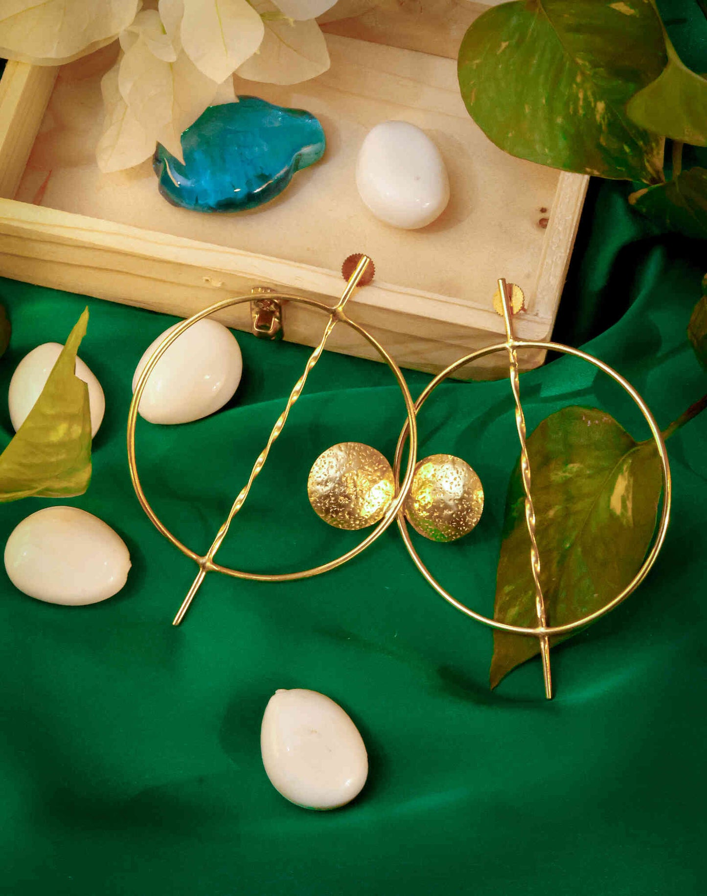 CIRCLE EARRINGS