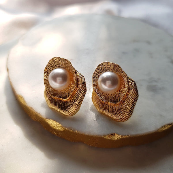 Leaf Pearl Studs