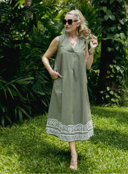 Sleevless Dress